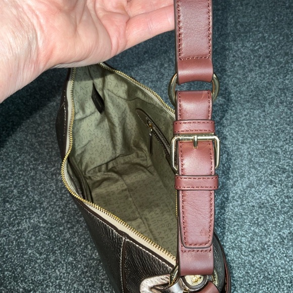 Isaac Mizrahi Metallic Bridgehampton Leather Hobo - Picture 11 of 11